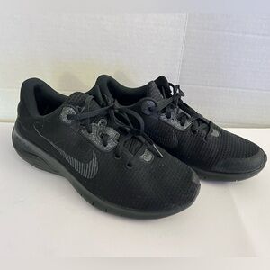 Black Nike Flex